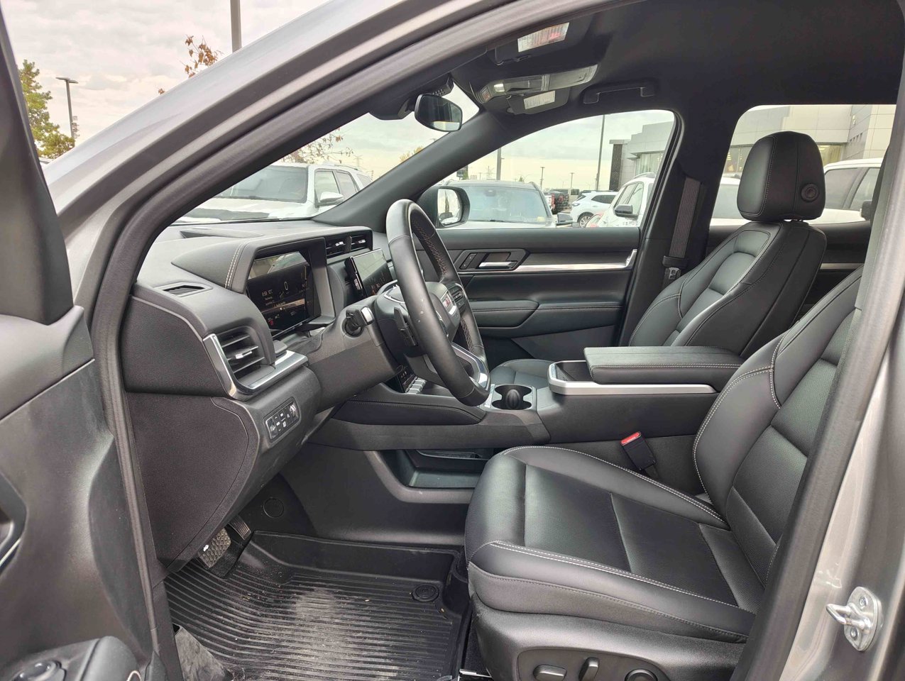2025 GMC Terrain AWD 4dr Elevation Grey Sherwood Park - photo #7