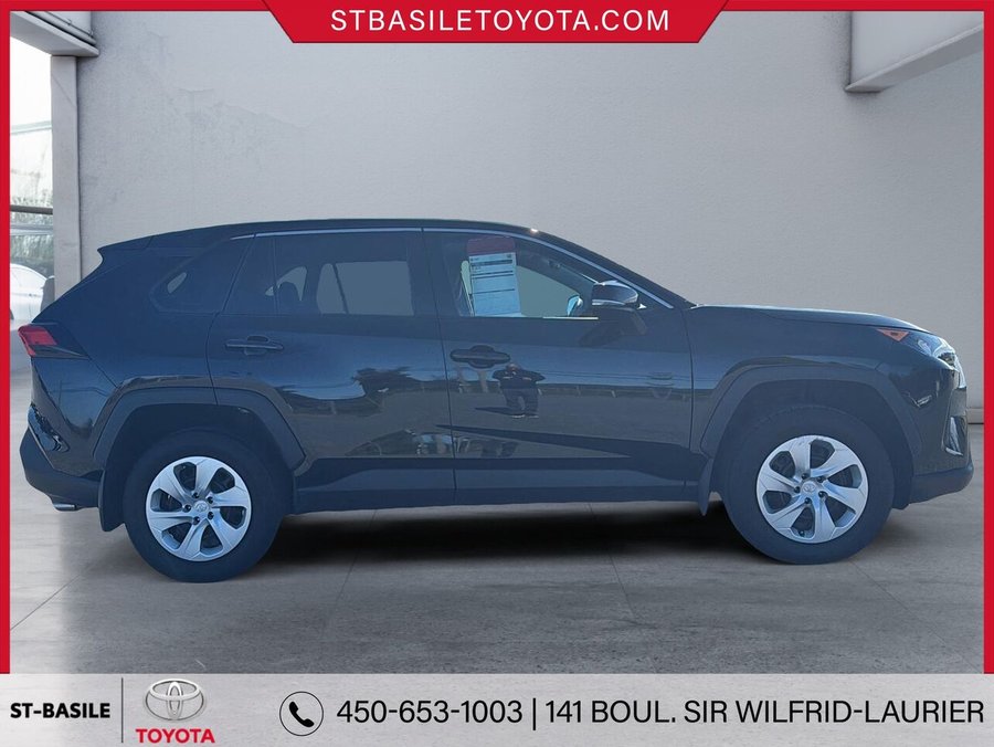 2024 TOYOTA RAV4 LE AWD Midnight Black Metallic