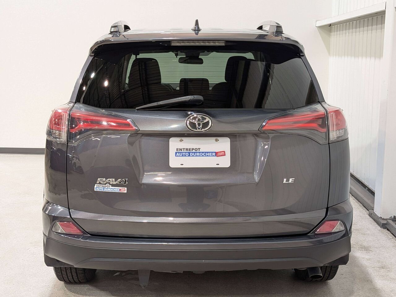 2018 Toyota RAV4 FWD LE Grey Val-David - photo #6