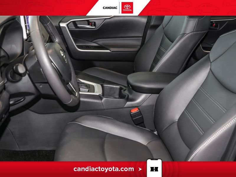 2025 Toyota Rav 4 Black Laval - photo #15
