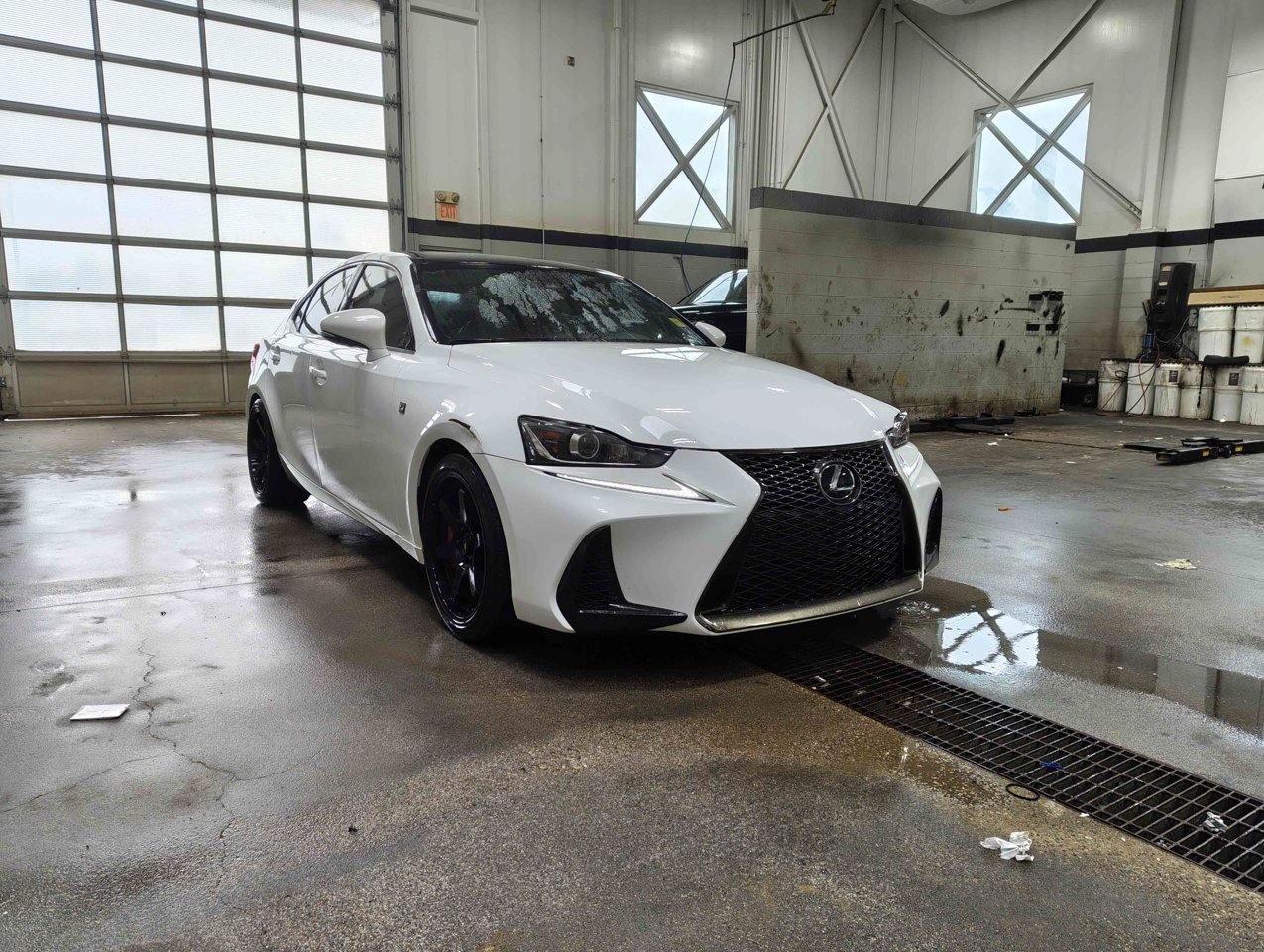 2017 Lexus IS 350 4dr Sdn AWD White Sherwood Park - photo #2