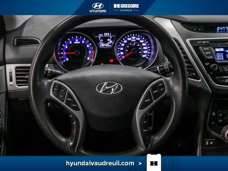 2016 Hyundai Elantra White Laval - photo #19