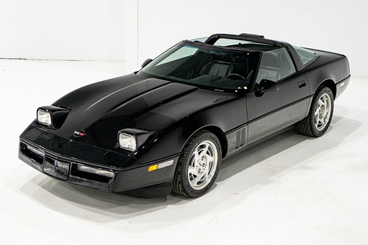Chevrolet Corvette ZR1 | PRIX EN USD 1990 Noir Montréal - photo #29