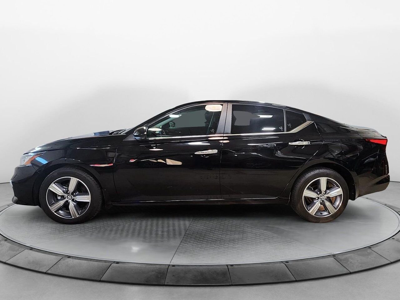 2021 Nissan Altima 2.5 SE Black Baie-Comeau - photo #6