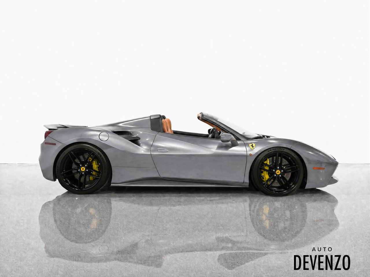 Ferrari 488 2017 Gris Saint-Eustache - photo #2