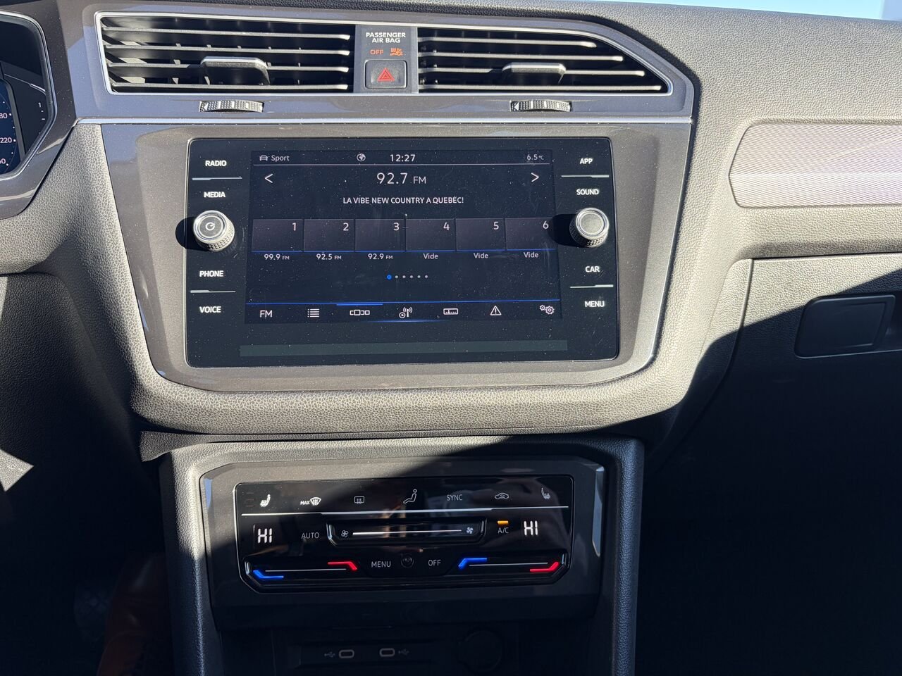 2024 Volkswagen Tiguan Comfortline 4MOTION Grey Montmagny - photo #17