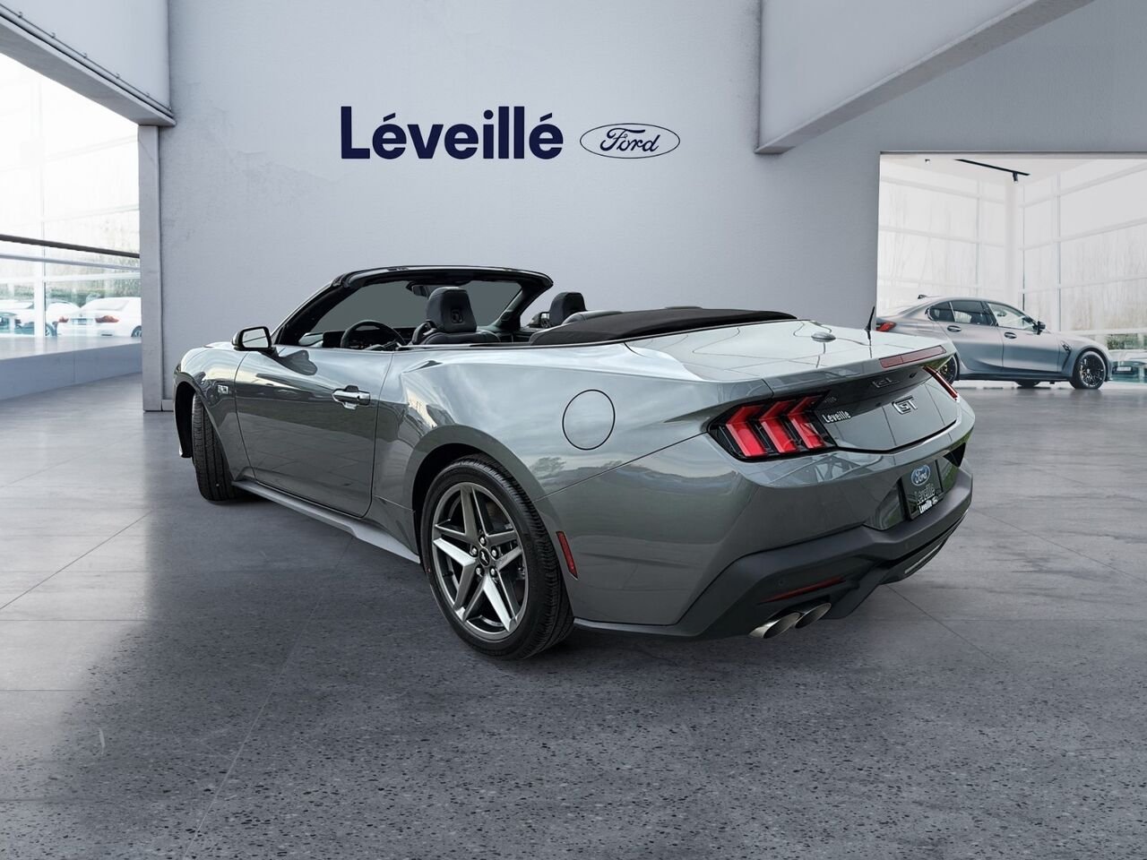 Ford Mustang 2026 Bleu vapeur métallisé Saint-Jérôme - photo #3