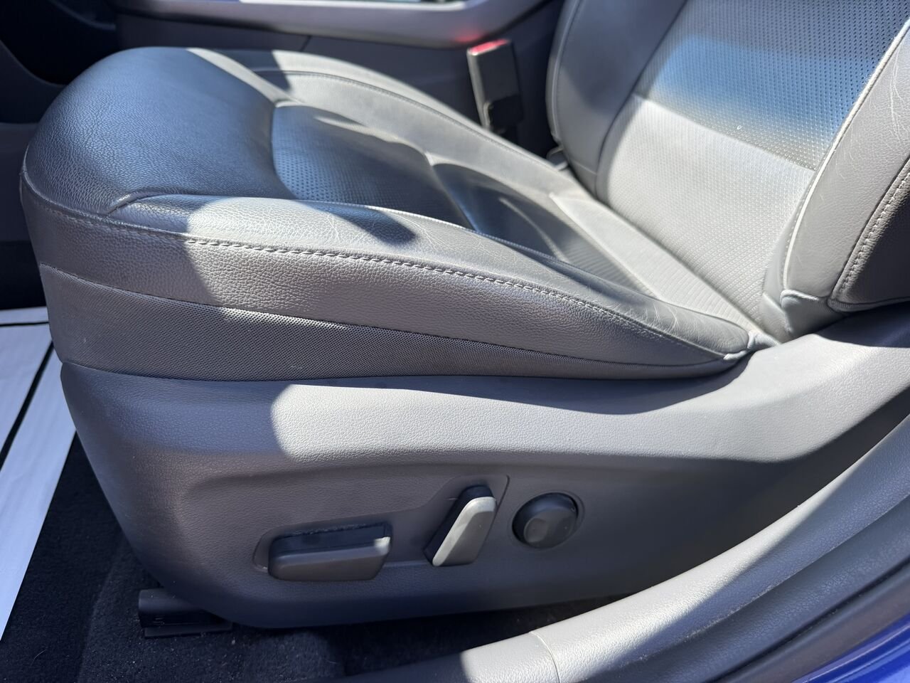 2021 Hyundai Ioniq Electric Ultimate Blue Laval - photo #20