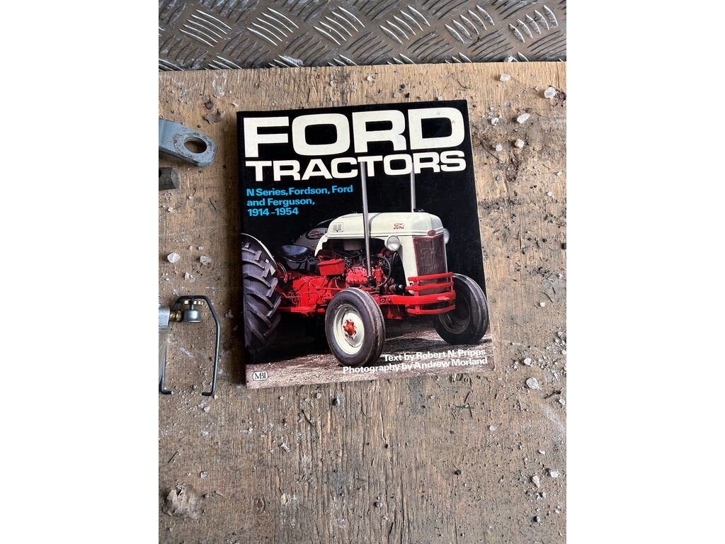 Ford Others Tracteur Massey Fergusson Antiquité 1955 Val-David - photo #19