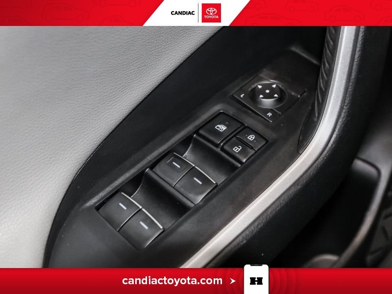 2022 Toyota Rav 4 Green Saint-Eustache - photo #16