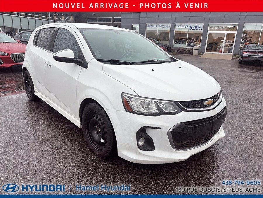 Chevrolet Sonic LT à hayon 5 portes BA 2017 Blanc