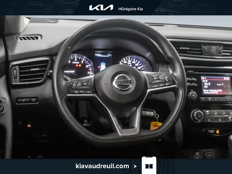 Nissan Rogue 2017 Blanc Saint-Eustache - photo #13