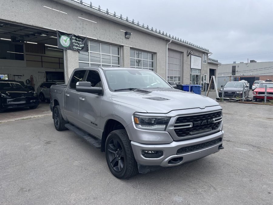 2022 Ram 1500 Sport cabine d'équipe 4x4 caisse de 5 pi 7 po Grey