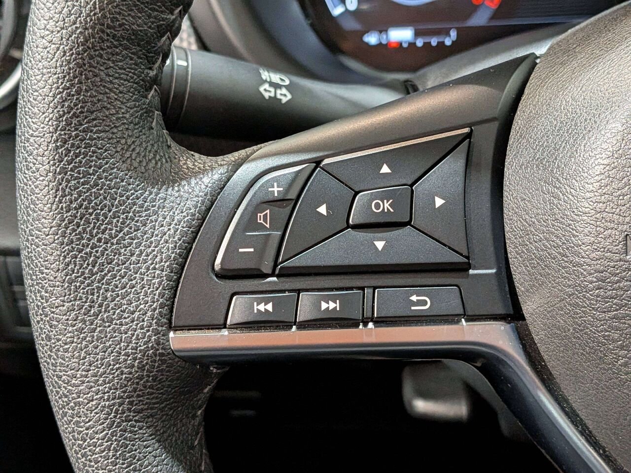 Nissan Kicks 2024 Bleu Val-David - photo #14