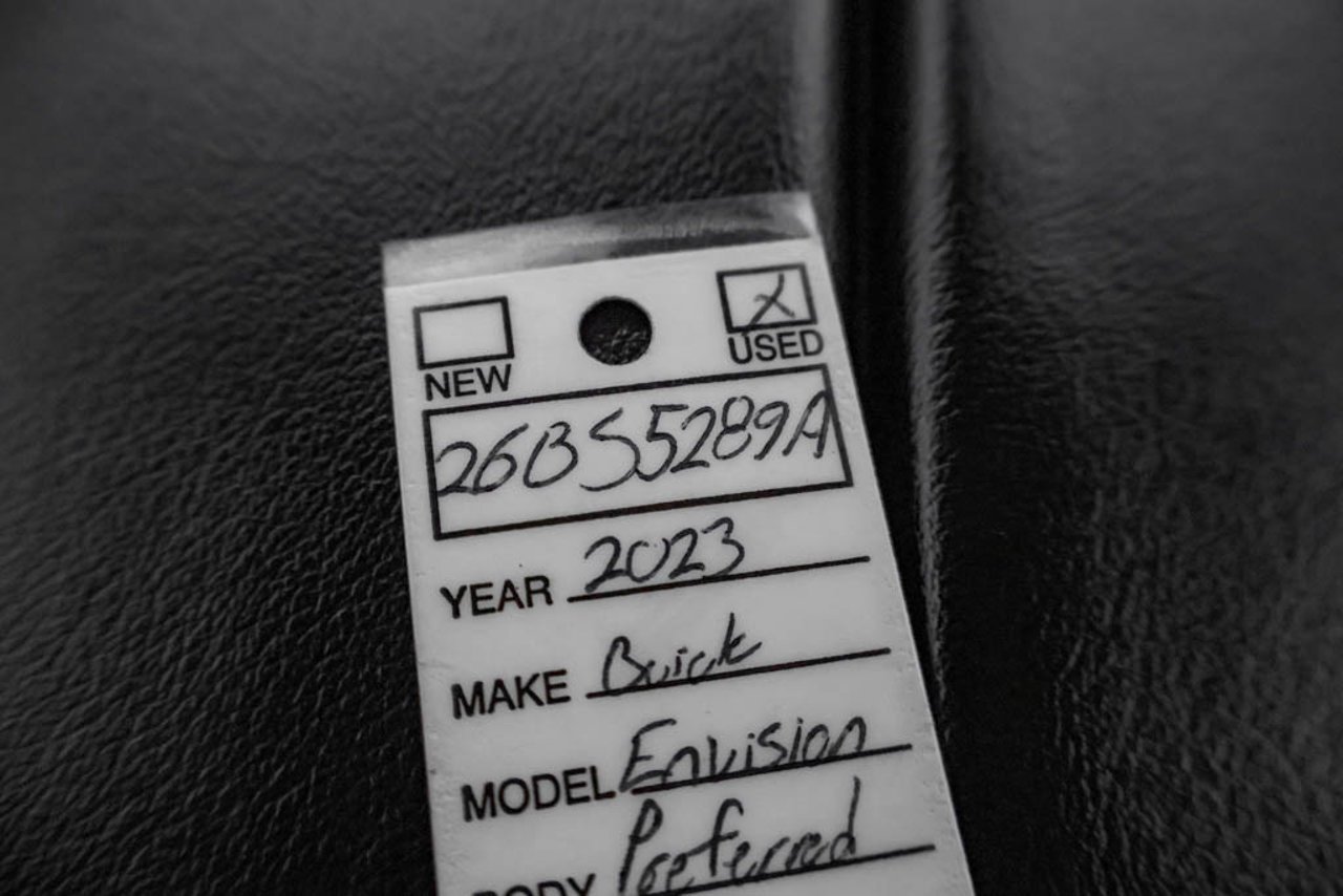 2023 Buick Envision AWD 4dr Preferred Black Sherwood Park - photo #32