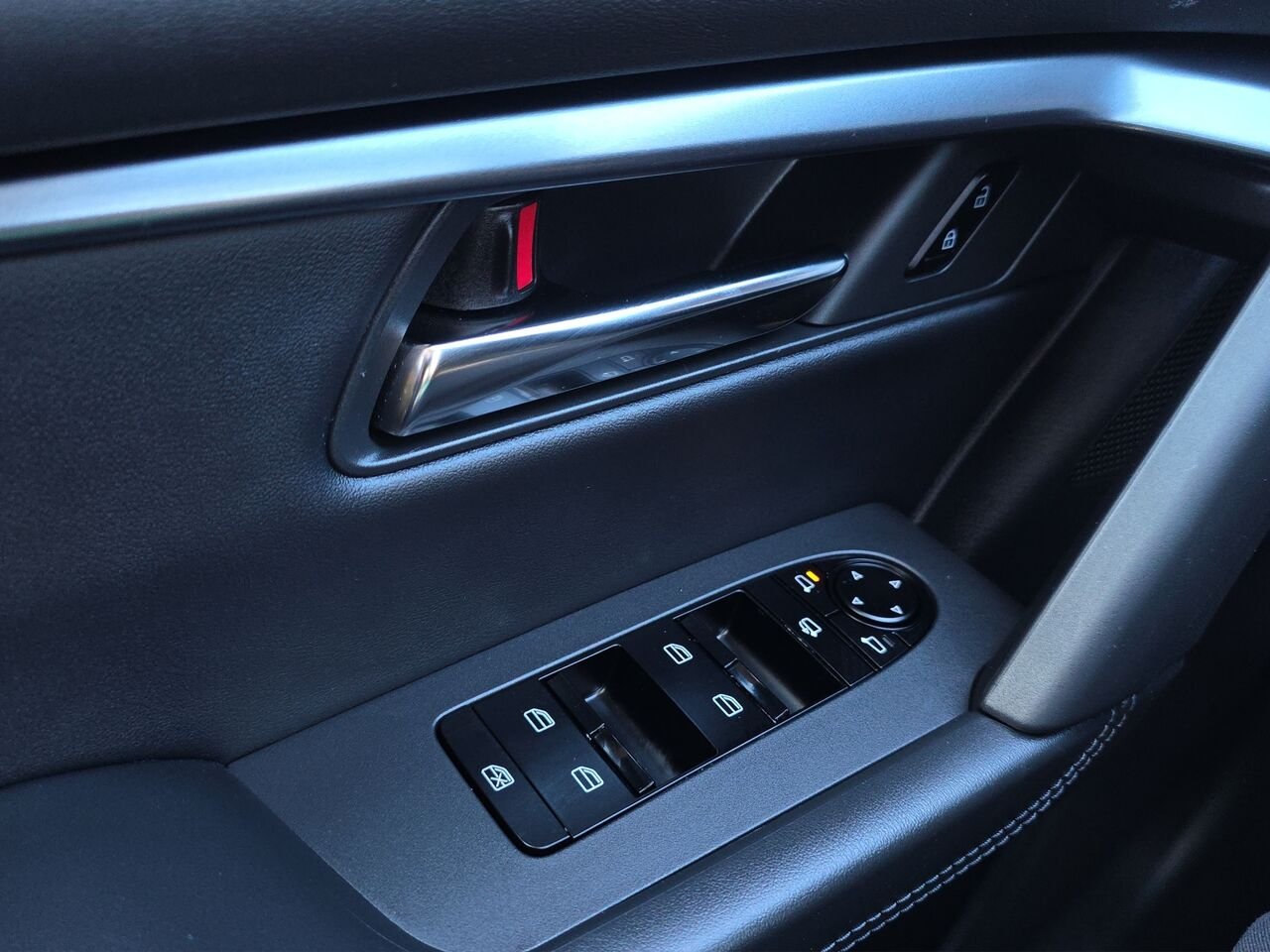 2026 Mazda CX-5 GT TI, ÉCRAN TACTILE 12.9 POUCES, SIÈGES CHAUFFANTS Polymetal Grey Metallic Val-David - photo #11
