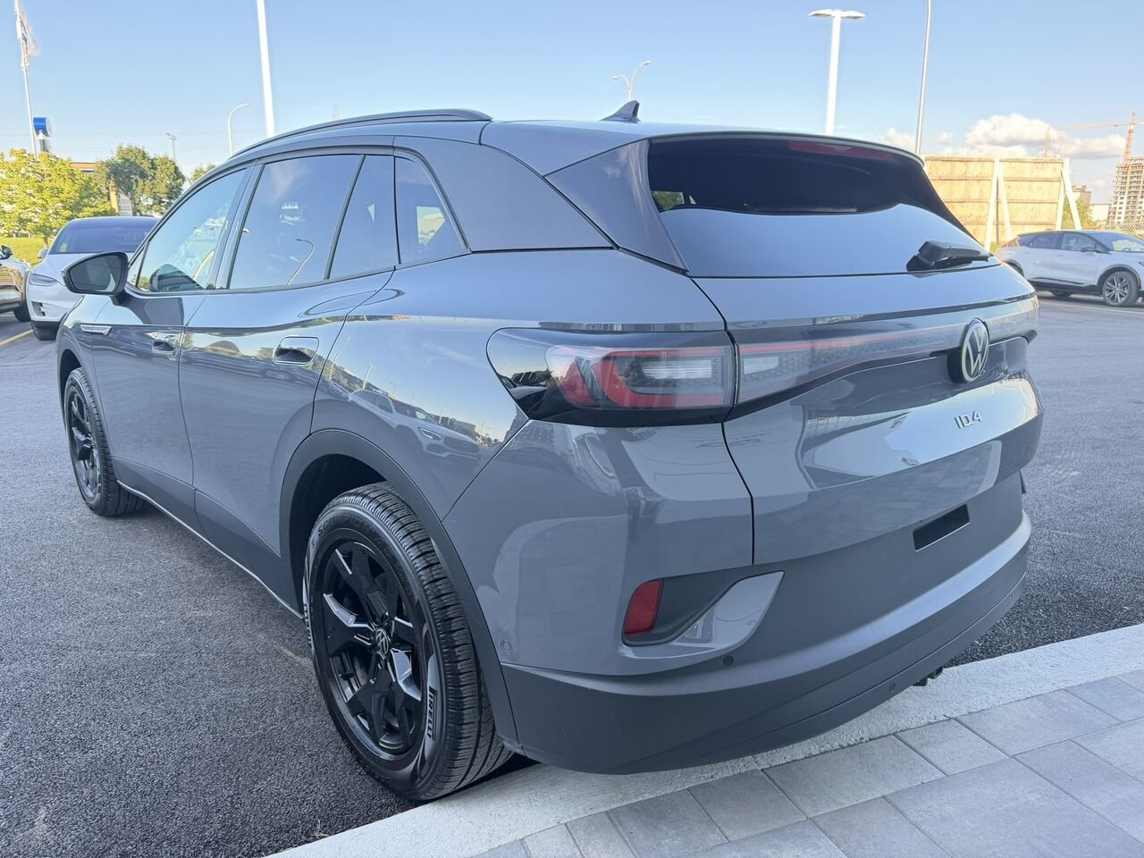 2024 Volkswagen ID.4 Pro S AWD Grey Laval - photo #8