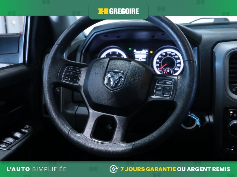 Ram 1500 820255A | Express 4x4 AUTO AC MAGS CAM RECULE BLUETOOTH 2021 Gris Laval - photo #17