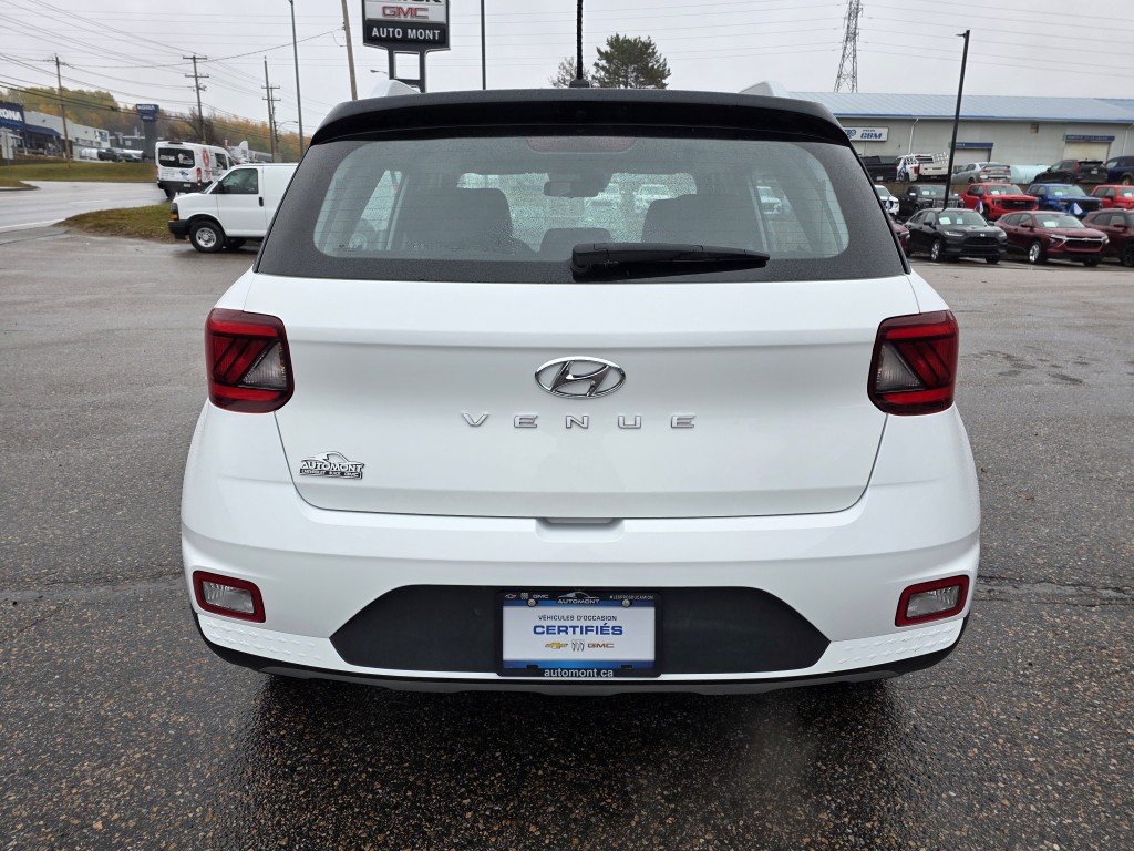 Hyundai Venue Preferred 2024 Blanc Mont-Laurier - photo #34