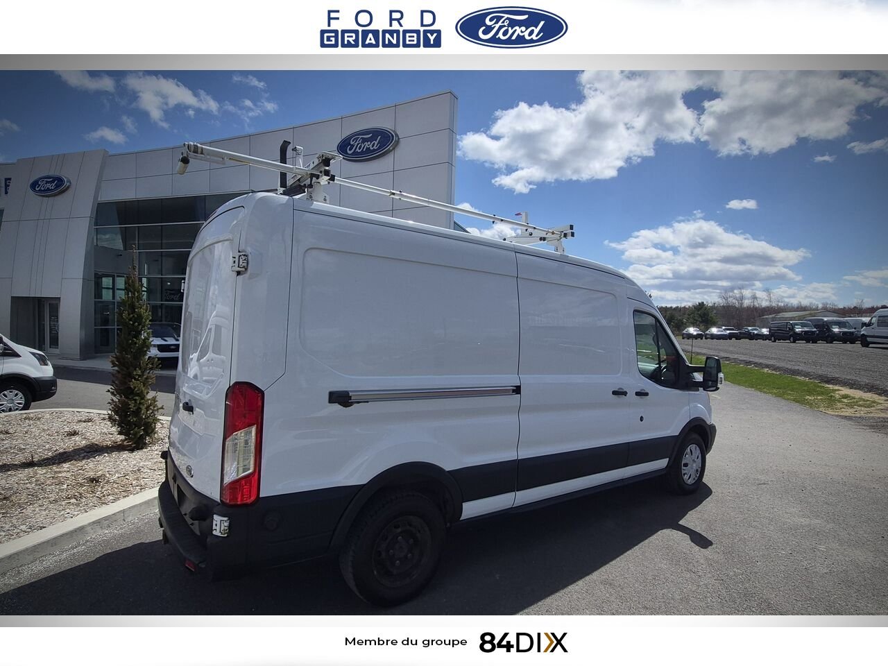 2015 Ford Transit fourgon utilitaire White Granby - photo #6