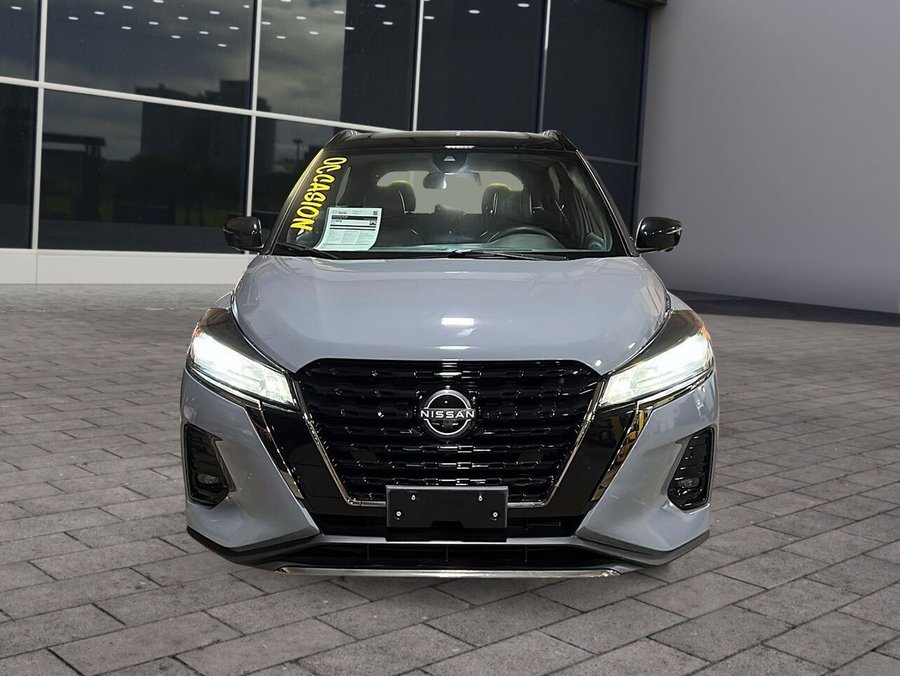 2024 Nissan Kicks SR 2024 Grey