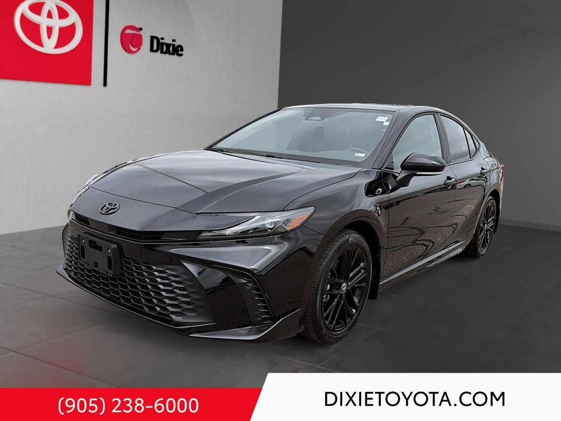 2026 Toyota Camry Power Sunroof, Leather Interior, Heated Seats, Alloy Wheels, Heated Steering Wheel, Bluetooth Midnight Black Metallic Mississauga - photo #0