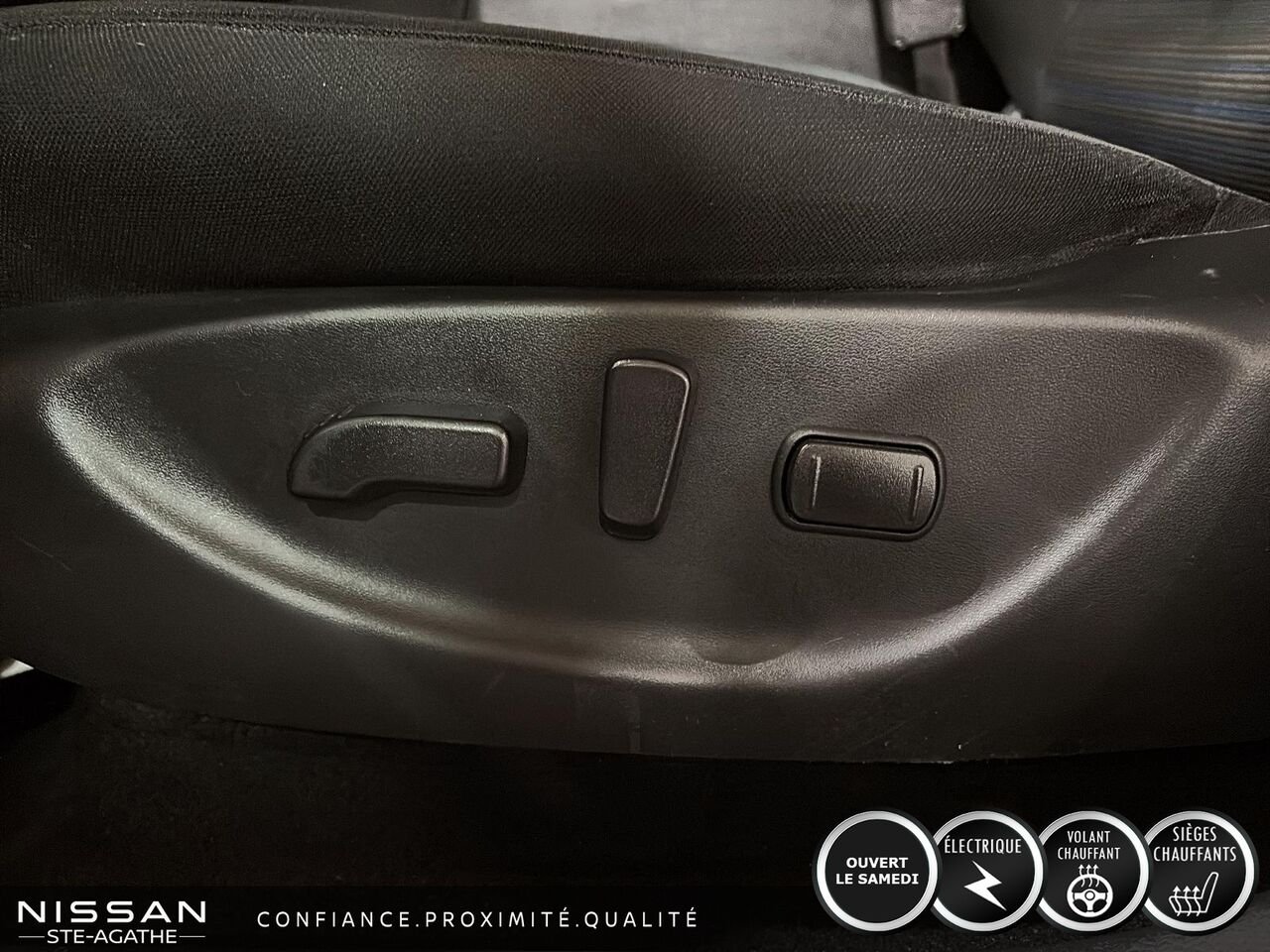 2019 Nissan LEAF Red Saint-Jérôme - photo #15