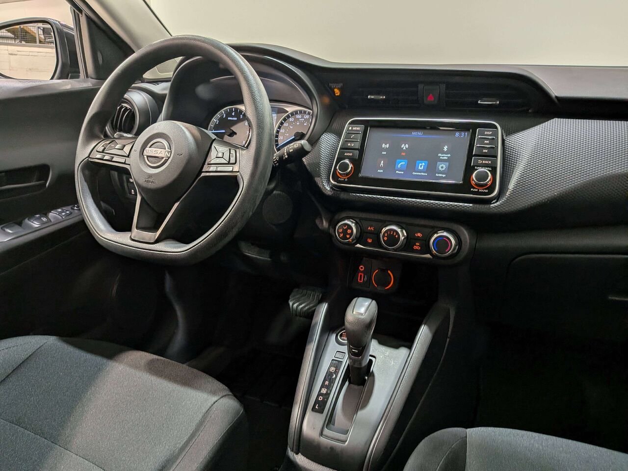 2024 Nissan Kicks S FWD Black Val-David - photo #17