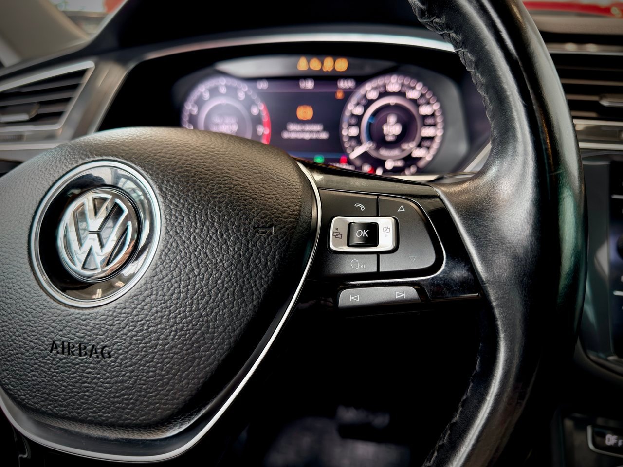 2018 Volkswagen Tiguan Black Notre-Dame-des-Prairies - photo #22