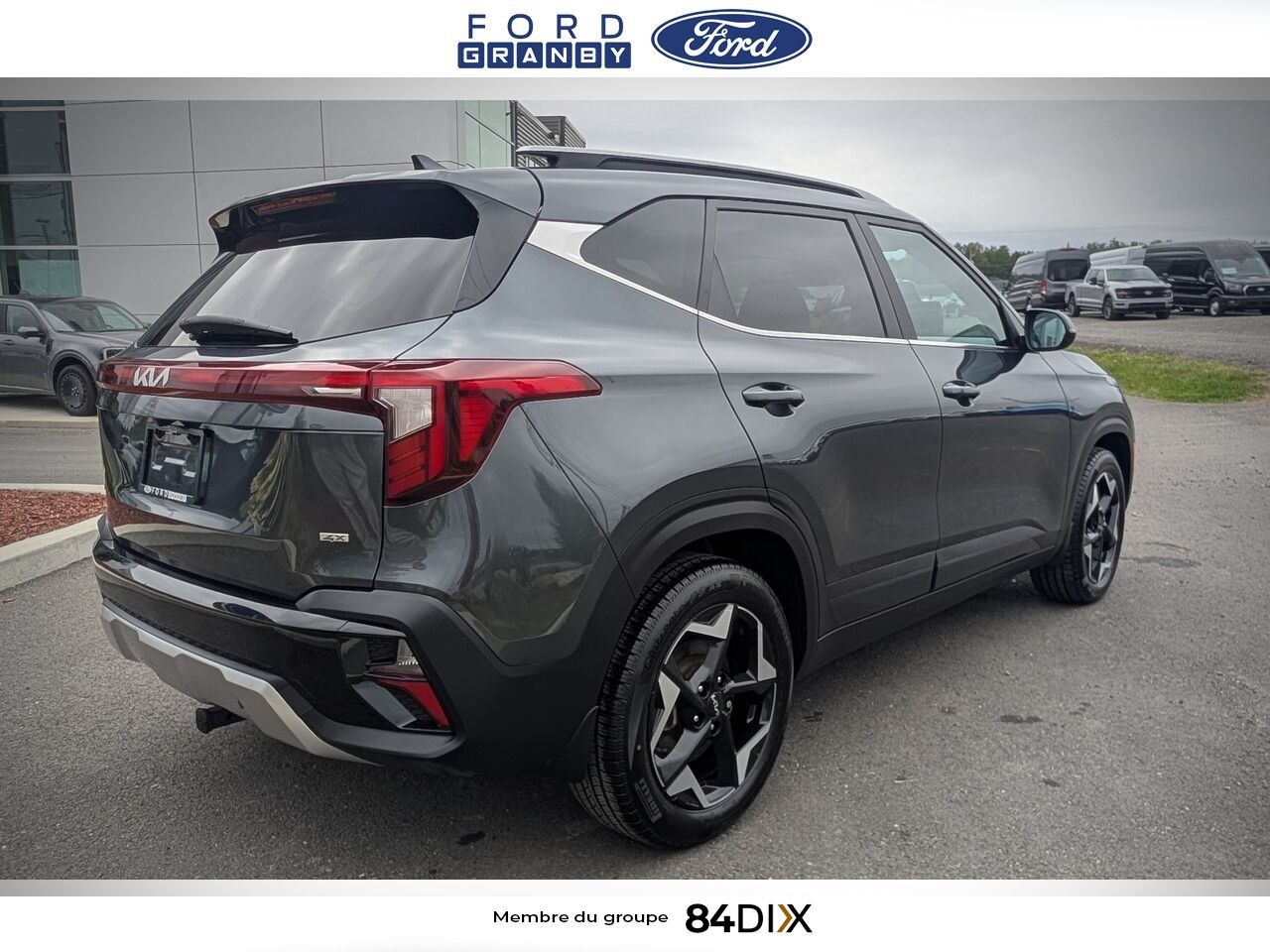 Kia Seltos 2024 Gris Granby - photo #6