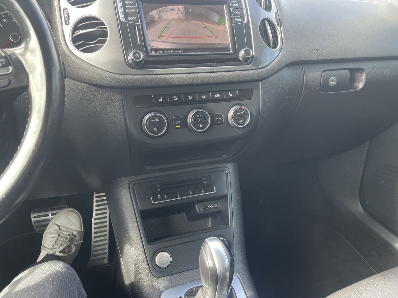 2017 Volkswagen Tiguan Blue  - photo #13