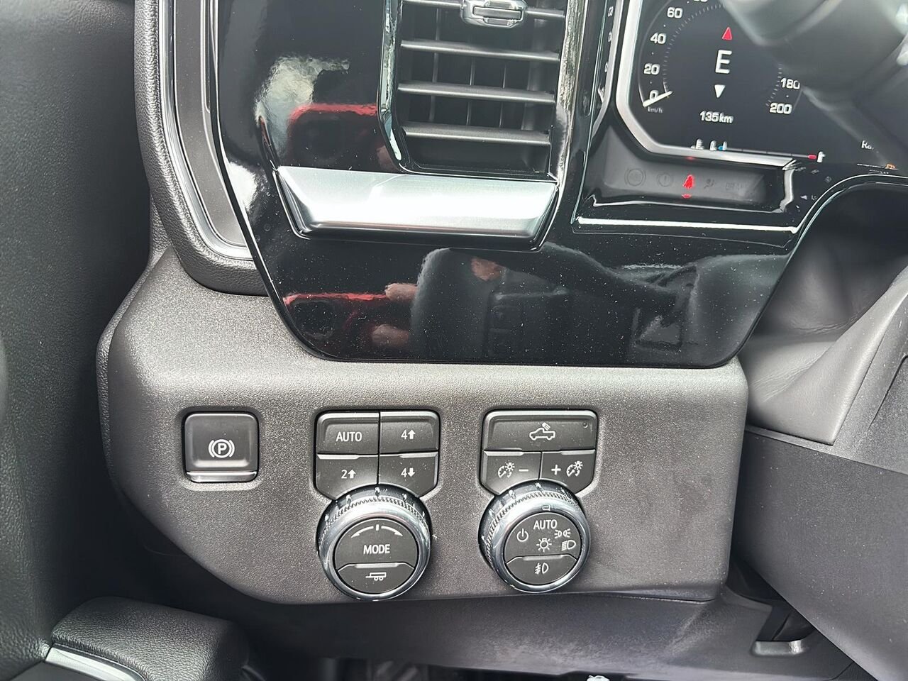 GMC Sierra 1500 ELEVATION 2026 NOIR ONYX Saint-Hyacinthe - photo #13