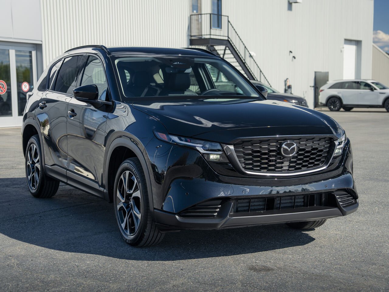 MAZDA CX-5 2647 | GS TI 2026 Noir de jais mica Val-d'Or - photo #2
