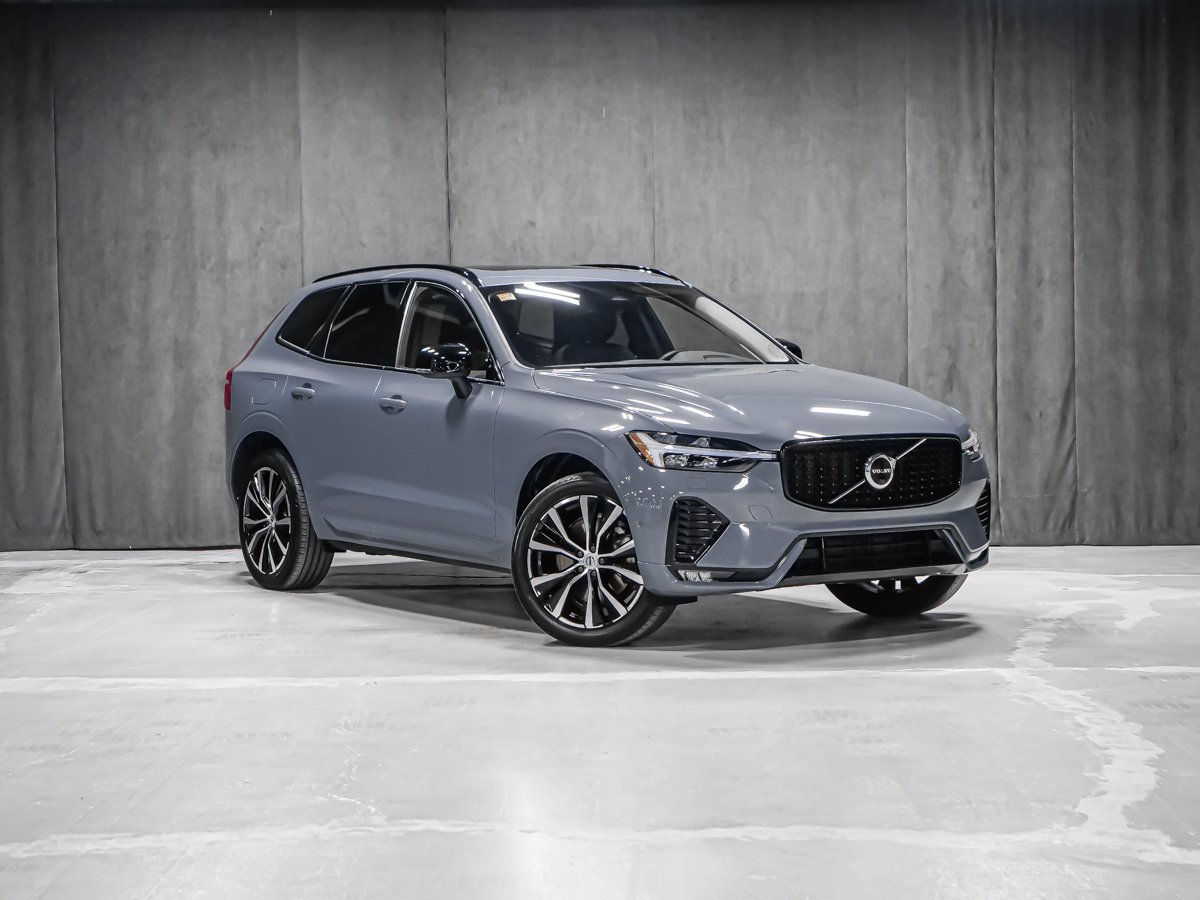 Volvo XC60 B6 PLUS DARK CLIMAT JANTES 20 PO 2023 Gris Montréal - photo #1