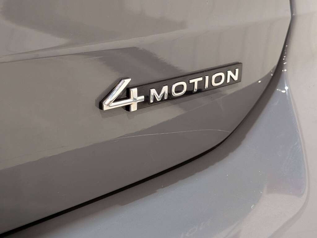 Volkswagen Taos Comfortline 4MOTION 2024 Gris Val-David - photo #38