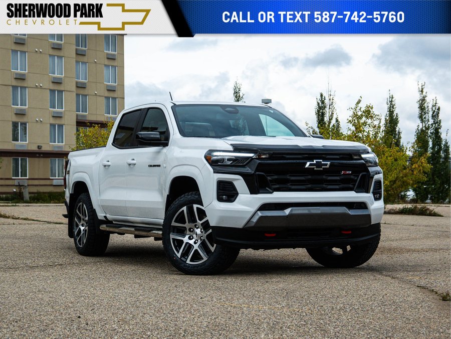2024 Chevrolet Colorado 4WD Z71 2.7L | Running Boards White