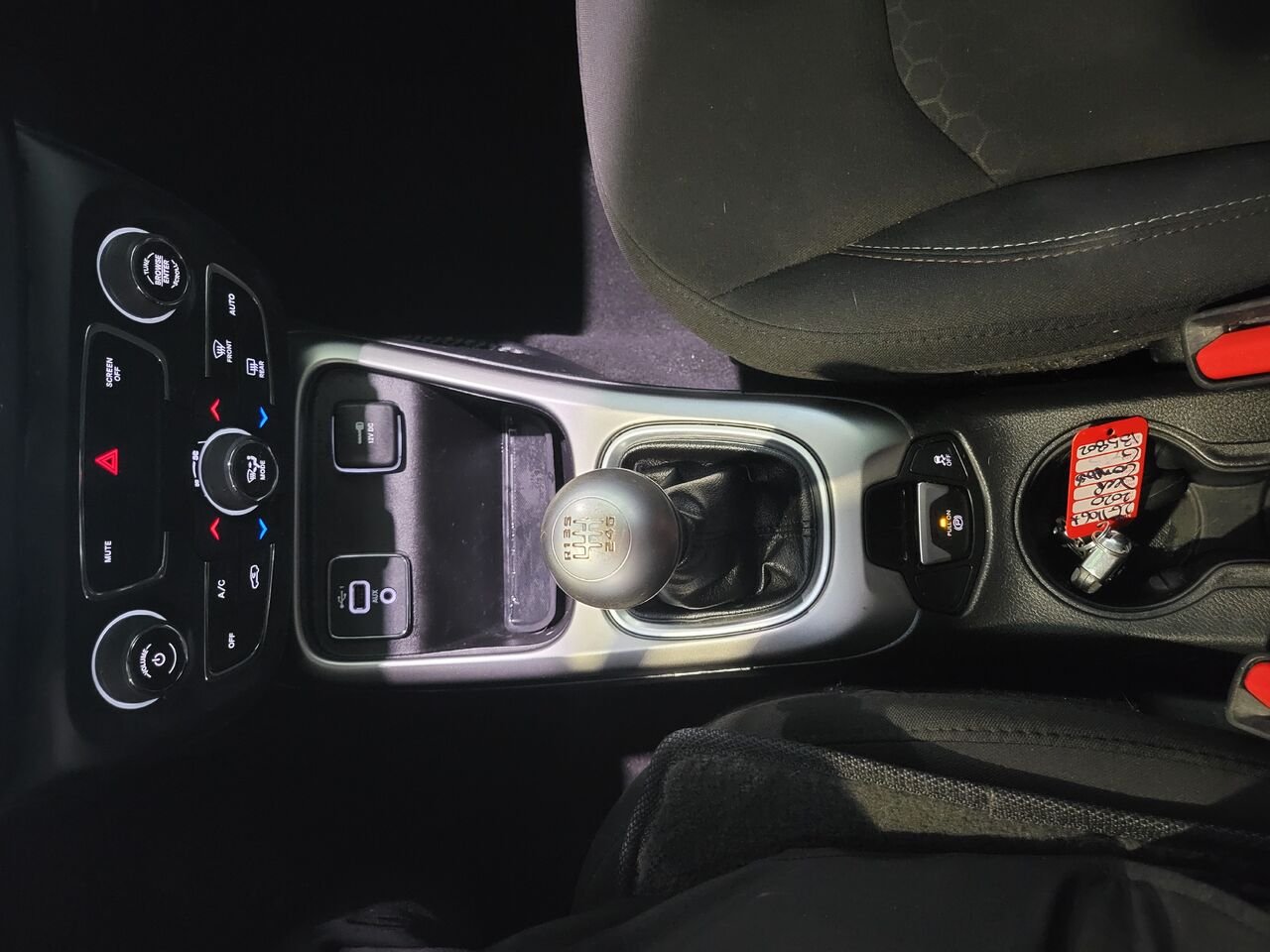 2020 Jeep Compass Black  - photo #22