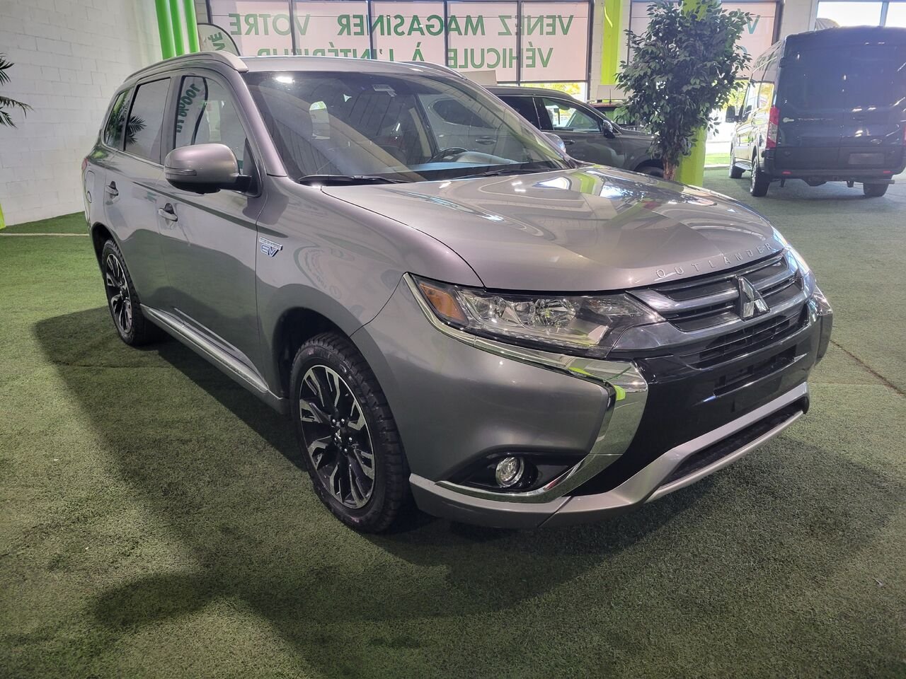Mitsubishi Outlander PHEV 2018 Gris Longueuil, - photo #7