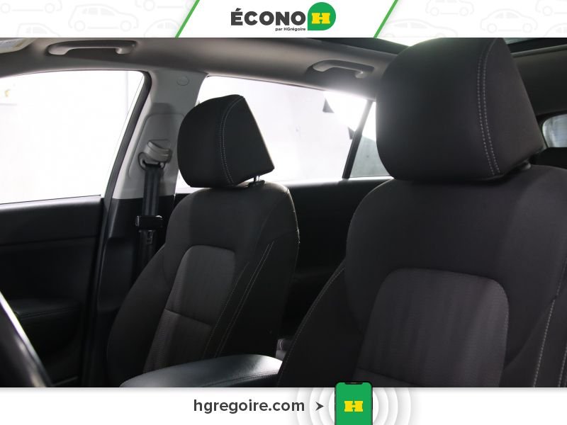 2020 Kia Sportage White Saint-Eustache - photo #8