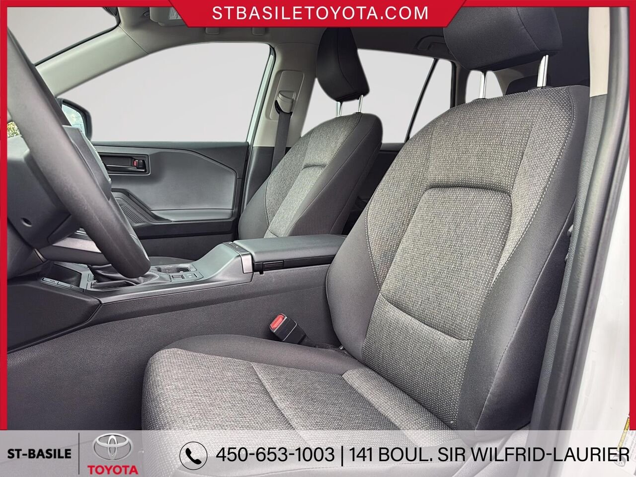 2026 Toyota RAV4 Hybrid White Saint-Basile-le-Grand - photo #11