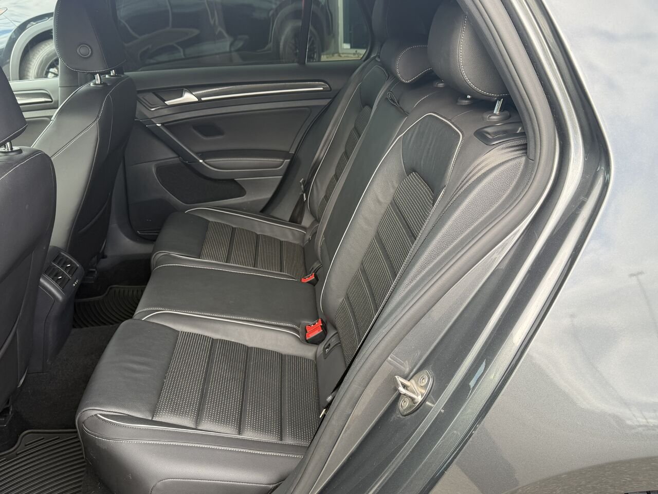 2019 Volkswagen Golf R Grey Ste-Marie - photo #9
