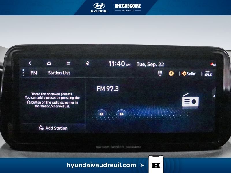 2023 Hyundai Santa Fe Red Laval - photo #28
