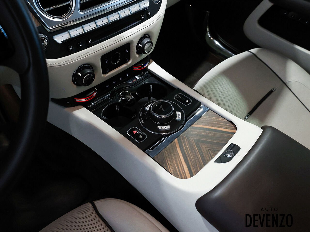 2020 Rolls-Royce Wraith White Saint-Eustache - photo #25