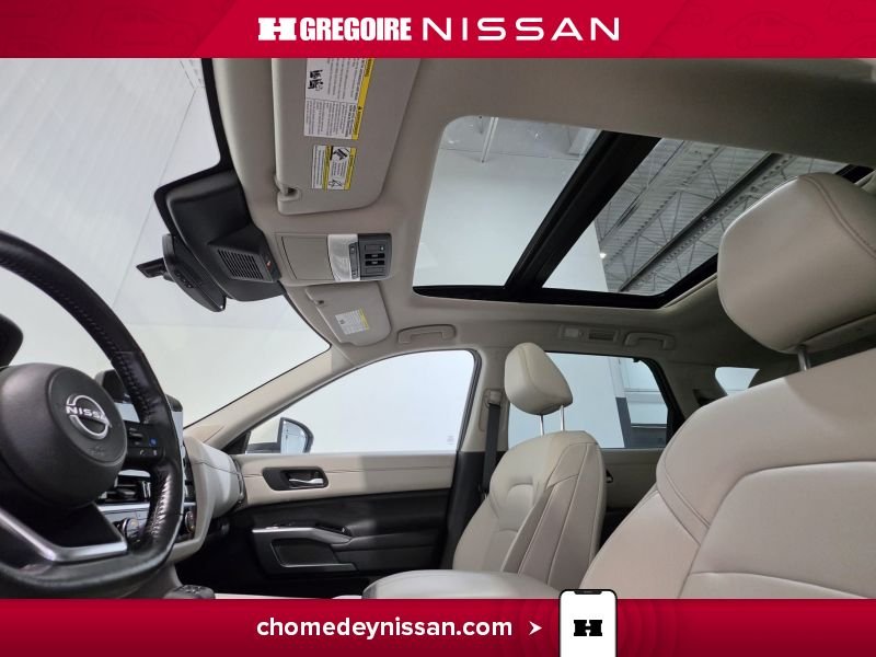 2024 Nissan Pathfinder White Laval - photo #16