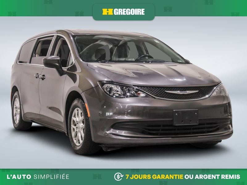 2020 Chrysler Pacifica Grey Saint-Eustache - photo #0