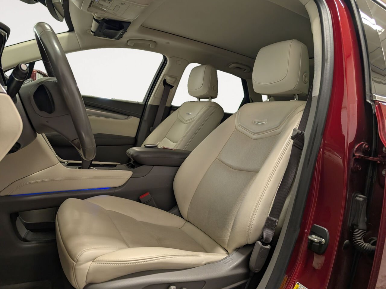2019 CADILLAC XT5 LUXURY Bas Kilométrage 8 Pneus Red Sherbrooke - photo #8