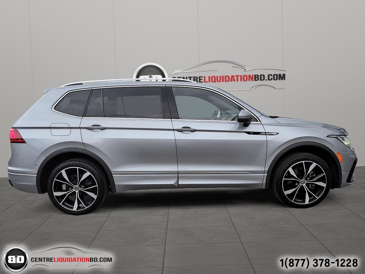 Volkswagen Tiguan Highline R-Line | BD0324 2022 Gris Granby - photo #3