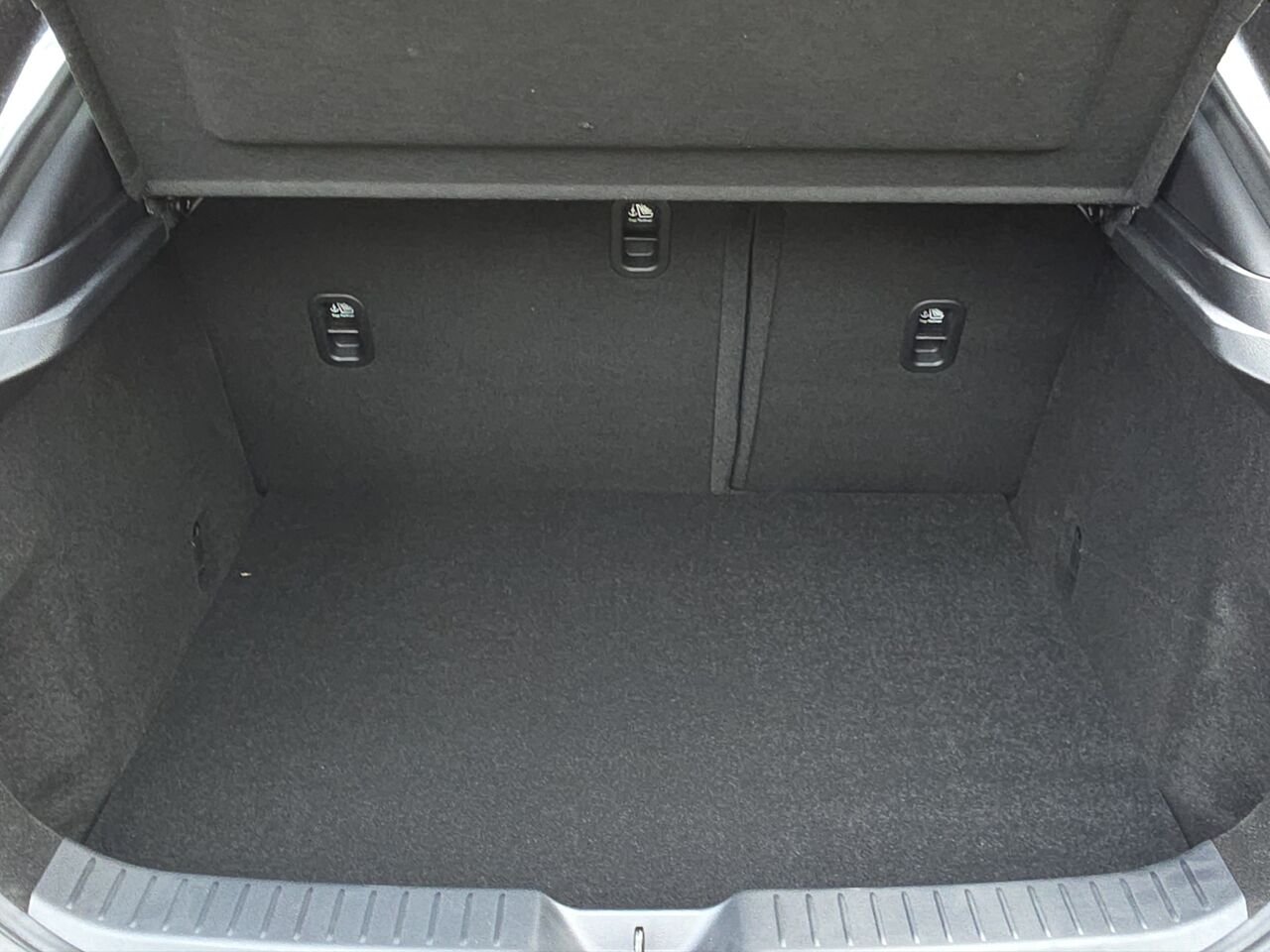 2026 Mazda CX-30 GT TI avec moteur turbo Jet Black Mica Val-David - photo #29