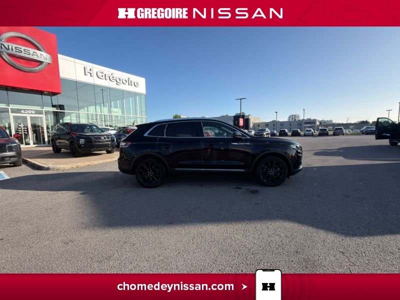 2022 Lincoln Nautilus Black Laval - photo #11