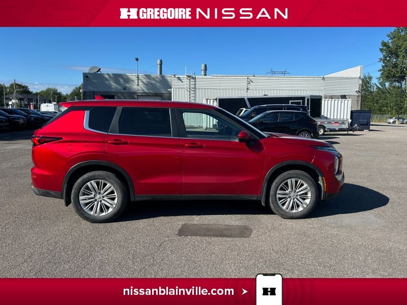 2024 Mitsubishi Outlander Red Blainville - photo #15